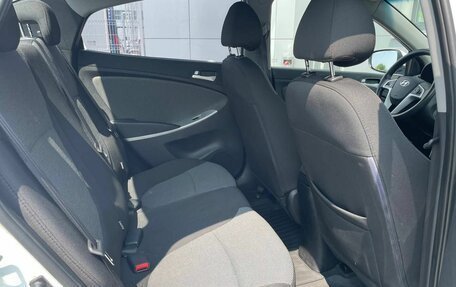 Hyundai Solaris II рестайлинг, 2011 год, 693 000 рублей, 12 фотография