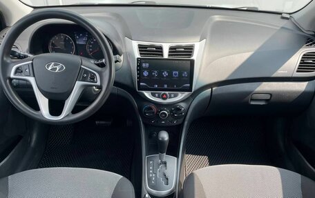 Hyundai Solaris II рестайлинг, 2011 год, 693 000 рублей, 9 фотография