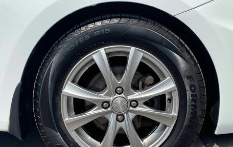 Hyundai Solaris II рестайлинг, 2011 год, 693 000 рублей, 18 фотография