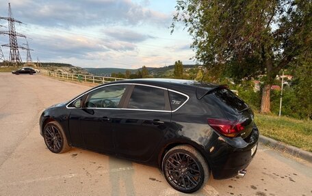 Opel Astra J, 2011 год, 1 050 000 рублей, 5 фотография