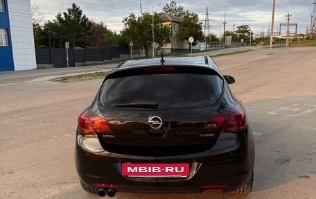 Opel Astra J, 2011 год, 1 050 000 рублей, 4 фотография