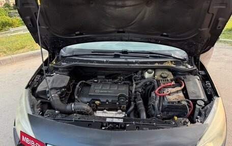 Opel Astra J, 2011 год, 1 050 000 рублей, 15 фотография
