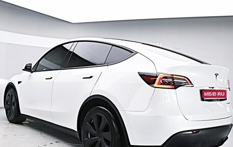 Tesla Model Y I, 2021 год, 6 055 000 рублей, 3 фотография