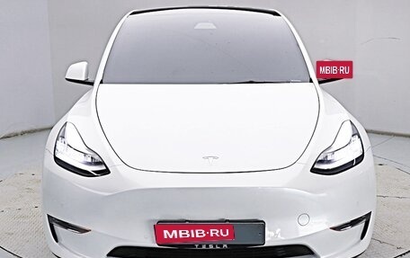 Tesla Model Y I, 2021 год, 6 055 000 рублей, 2 фотография