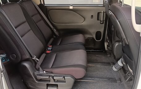 Nissan Serena IV, 2019 год, 2 100 000 рублей, 3 фотография