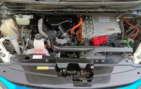 Nissan Serena IV, 2019 год, 2 100 000 рублей, 13 фотография