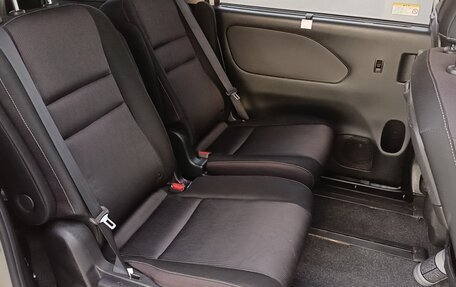 Nissan Serena IV, 2019 год, 2 100 000 рублей, 20 фотография