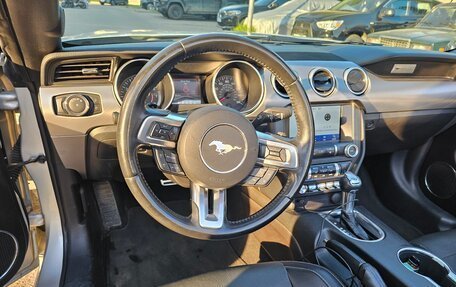 Ford Mustang VI рестайлинг, 2019 год, 3 450 000 рублей, 11 фотография