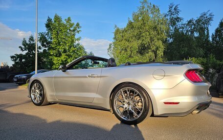 Ford Mustang VI рестайлинг, 2019 год, 3 450 000 рублей, 9 фотография