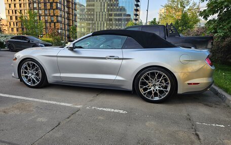 Ford Mustang VI рестайлинг, 2019 год, 3 450 000 рублей, 13 фотография