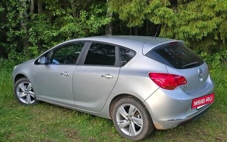 Opel Astra J, 2012 год, 850 000 рублей, 3 фотография