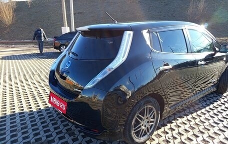 Nissan Leaf I, 2017 год, 940 000 рублей, 3 фотография