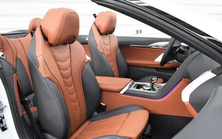 BMW 8 серия, 2025 год, 13 200 000 рублей, 10 фотография