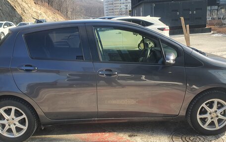 Toyota Vitz, 2019 год, 800 000 рублей, 2 фотография