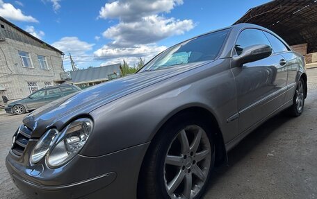 Mercedes-Benz CLK-Класс, 2005 год, 650 000 рублей, 3 фотография
