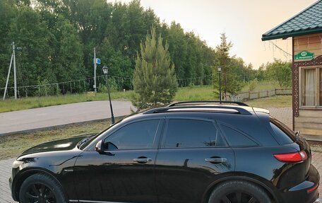 Infiniti FX I, 2003 год, 850 000 рублей, 20 фотография