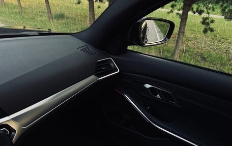 BMW 3 серия, 2021 год, 4 200 000 рублей, 18 фотография