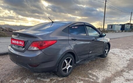 Hyundai Solaris II рестайлинг, 2012 год, 600 000 рублей, 8 фотография