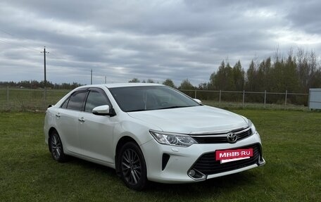 Toyota Camry, 2016 год, 2 500 000 рублей, 2 фотография