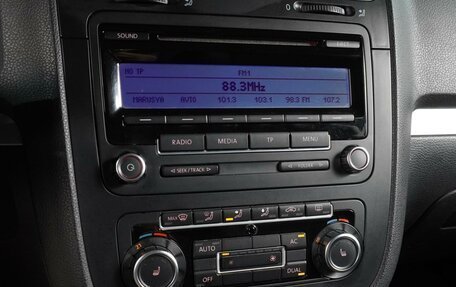 Volkswagen Jetta VI, 2010 год, 969 000 рублей, 12 фотография