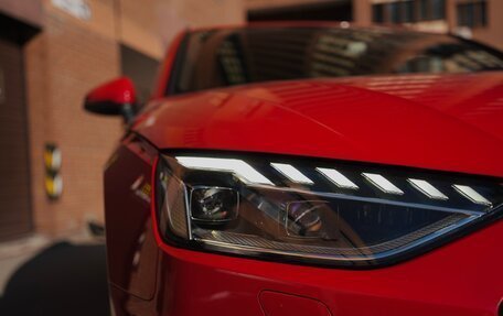 Audi A4, 2019 год, 4 300 000 рублей, 4 фотография