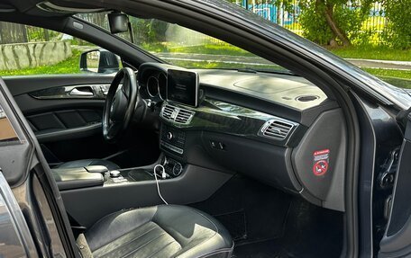 Mercedes-Benz CLS, 2014 год, 3 100 000 рублей, 21 фотография
