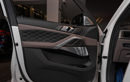 BMW X6 M, 2024 год, 24 300 000 рублей, 16 фотография