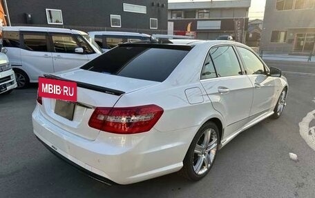 Mercedes-Benz E-Класс, 2013 год, 1 175 000 рублей, 5 фотография