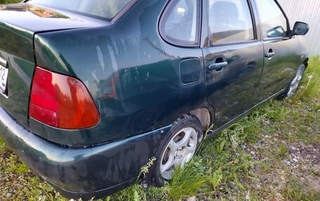 Volkswagen Polo III рестайлинг, 1999 год, 90 000 рублей, 5 фотография