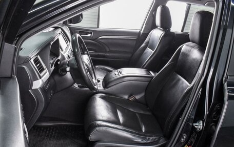 Toyota Highlander III, 2014 год, 2 730 000 рублей, 11 фотография