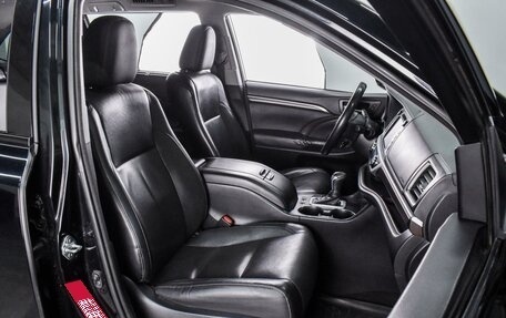 Toyota Highlander III, 2014 год, 2 730 000 рублей, 8 фотография