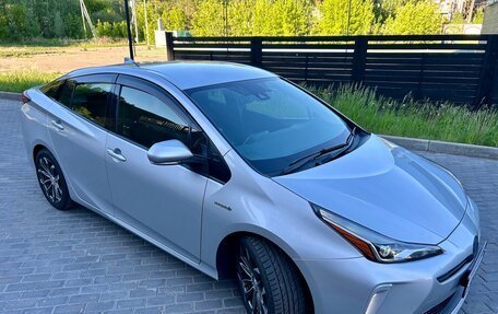 Toyota Prius IV XW50, 2019 год, 1 780 000 рублей, 7 фотография