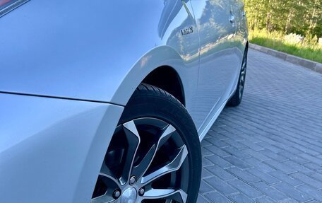 Toyota Prius IV XW50, 2019 год, 1 780 000 рублей, 10 фотография