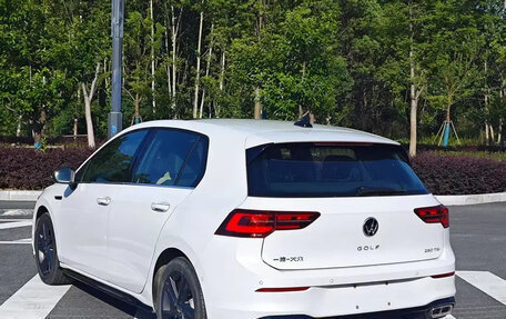 Volkswagen Golf VIII, 2022 год, 1 800 400 рублей, 4 фотография