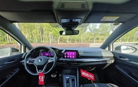 Volkswagen Golf VIII, 2022 год, 1 800 400 рублей, 12 фотография