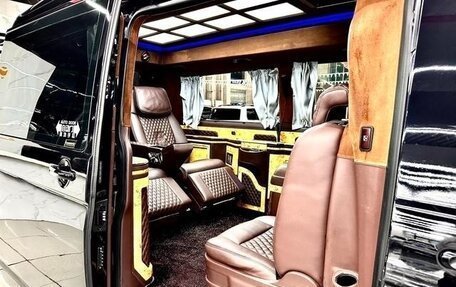 Volkswagen Multivan T6 рестайлинг, 2016 год, 3 130 000 рублей, 4 фотография