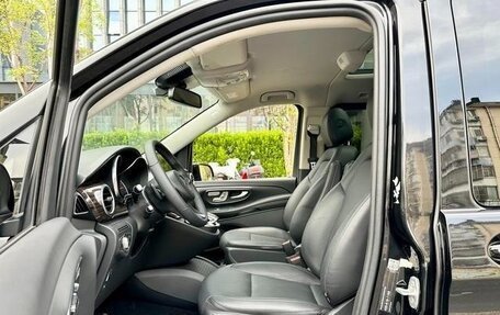 Mercedes-Benz V-Класс, 2020 год, 3 540 000 рублей, 5 фотография
