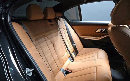 BMW 3 серия, 2023 год, 2 700 777 рублей, 15 фотография
