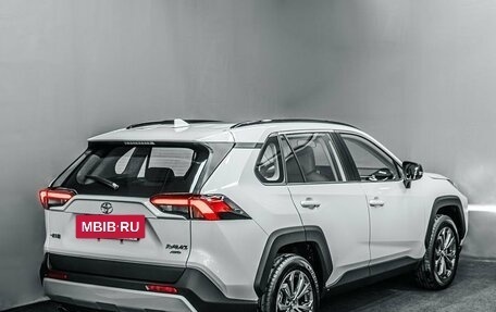 Toyota RAV4, 2024 год, 4 630 000 рублей, 6 фотография
