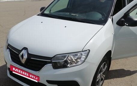 Renault Logan II, 2018 год, 600 000 рублей, 16 фотография