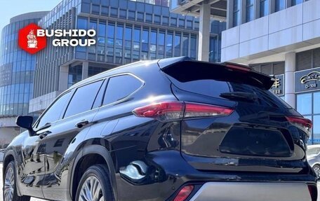 Toyota Highlander, 2024 год, 4 500 000 рублей, 6 фотография