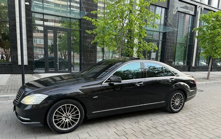 Mercedes-Benz S-Класс, 2010 год, 1 350 000 рублей, 4 фотография