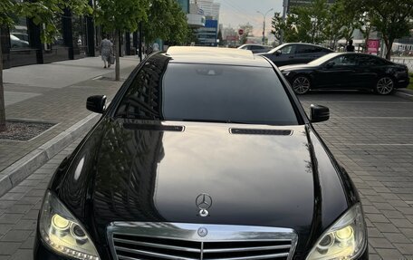 Mercedes-Benz S-Класс, 2010 год, 1 350 000 рублей, 3 фотография