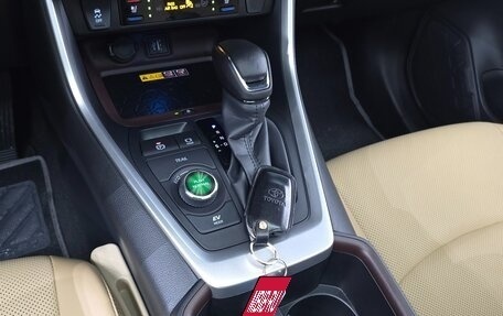 Toyota RAV4, 2022 год, 3 500 777 рублей, 6 фотография