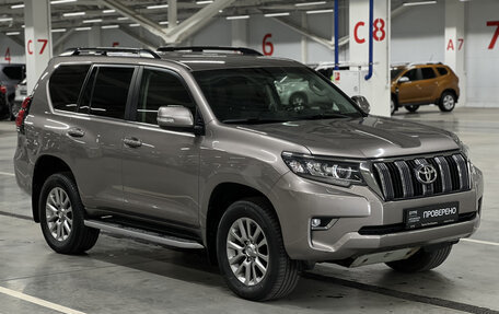 Toyota Land Cruiser Prado 150 рестайлинг 2, 2017 год, 4 399 000 рублей, 3 фотография