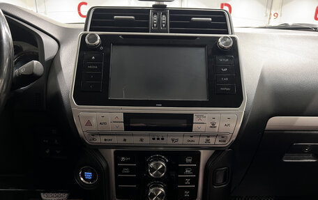 Toyota Land Cruiser Prado 150 рестайлинг 2, 2017 год, 4 399 000 рублей, 15 фотография