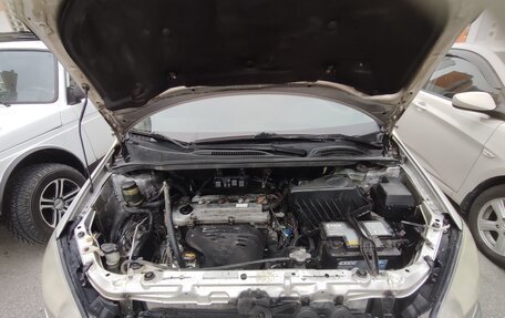 Toyota Avensis Verso I рестайлинг, 2002 год, 500 000 рублей, 14 фотография