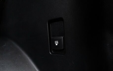 Toyota Land Cruiser Prado 150 рестайлинг 2, 2015 год, 3 379 898 рублей, 16 фотография