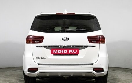 KIA Carnival III, 2019 год, 3 199 700 рублей, 6 фотография