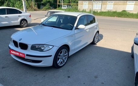 BMW 1 серия, 2008 год, 640 000 рублей, 1 фотография